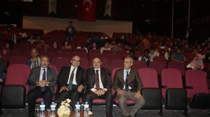 Er&uuml;&rsquo;de 148 Yabancı &Ouml;ğrenci Mezuniyet Coşkusu Yaşadı