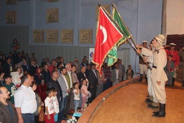 “önce Vatan” Sındırgı’da Sahnelendi