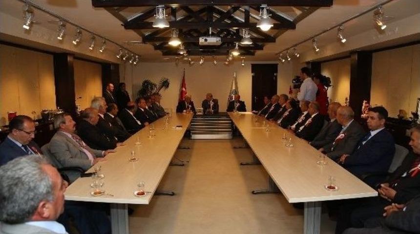 Başkan &Ccedil;elik: "esnaflık Okul Gibidir"