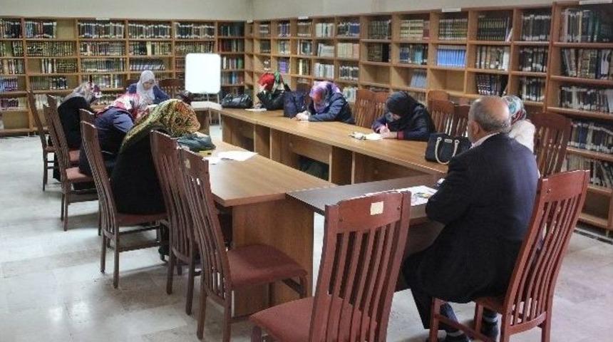 Temel Dini Bilgiler Yarışması Yapıldı