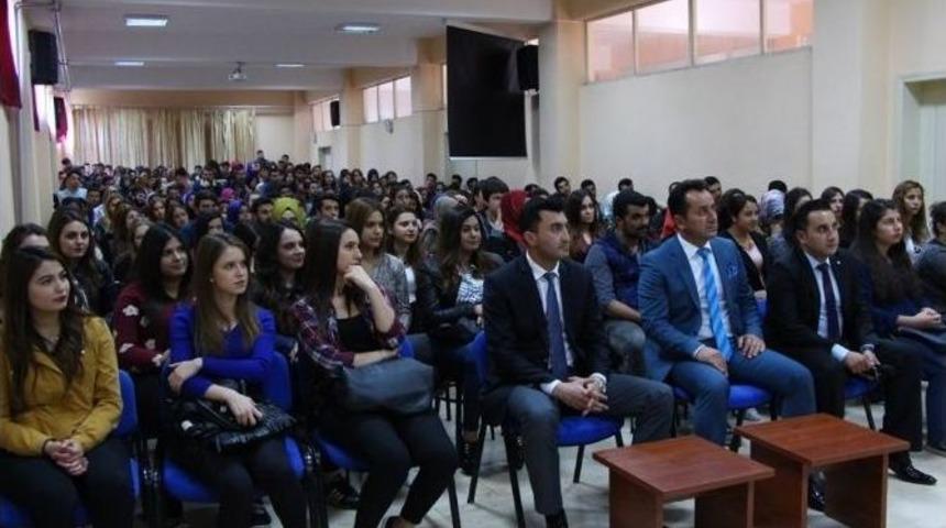 Gediz Meslek Y&uuml;ksekokulu&rsquo;nda Bankacılık Eğitim Semineri