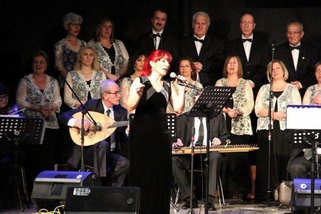 Kartal Belediyesi Tsm Korosu Bahardan Yaza Şarkılar Ve T&uuml;rk&uuml;ler S&ouml;yledi 2