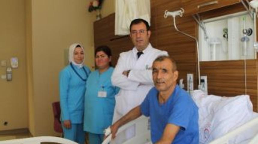 Akciğer Hastası &lsquo;total Akciğer Ameliyatı&rsquo; İle Hayata Tutundu