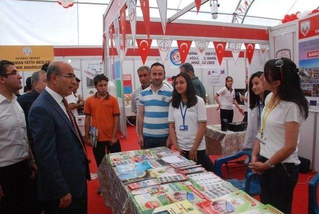 Eğitimde &Ouml;rnek Projeler G&ouml;r&uuml;c&uuml;ye &Ccedil;ıktı 1