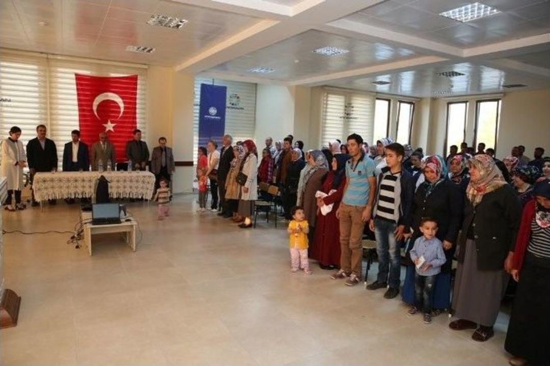 Kocasinan Belediyesi Aile Okulu Gen&ccedil;lik Ş&ouml;leni D&uuml;zenledi