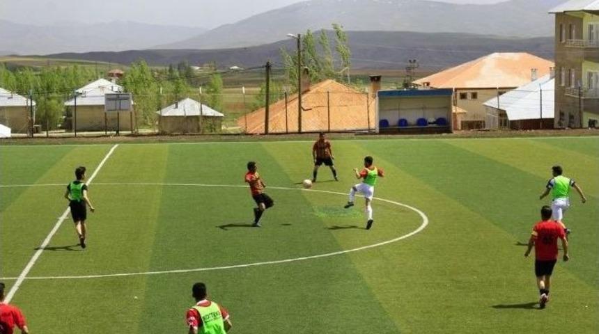 Başkale&rsquo;de Futbol Turnuvası