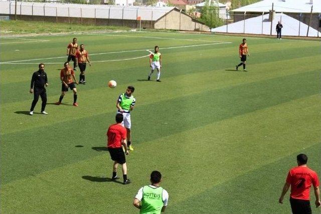 Başkale’de Futbol Turnuvası