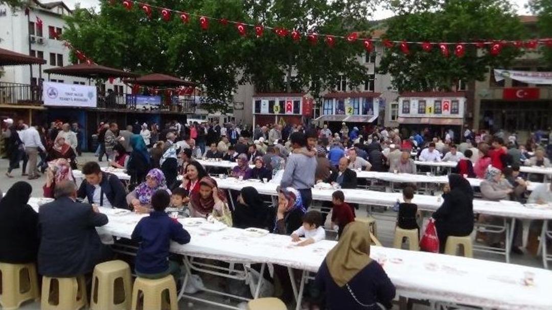 Tokat&rsquo;ta 5 Bin Kişiye Ahi Pilavı İkramı