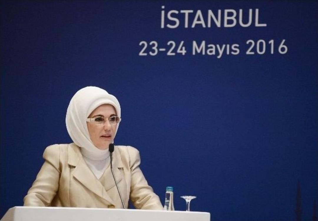 Emine Erdoğan; &ldquo;insani Yardım S&ouml;m&uuml;rgeci Mantıktan Uzak Olmalı&rdquo;