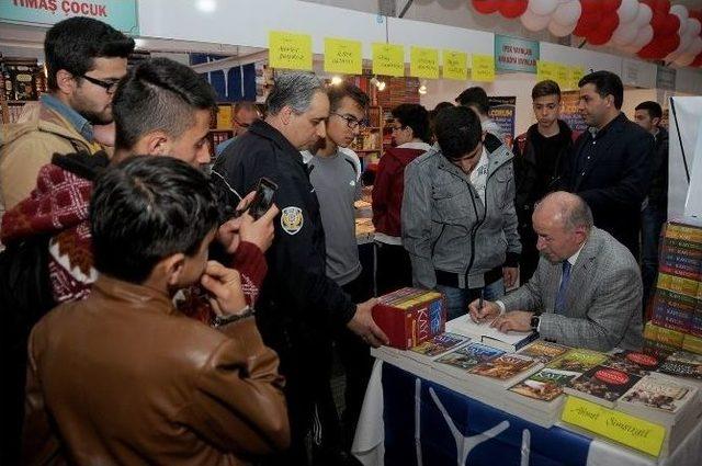 Prof. Dr. Ahmet Şimşirgil Başarının Sırlarını Anlattı