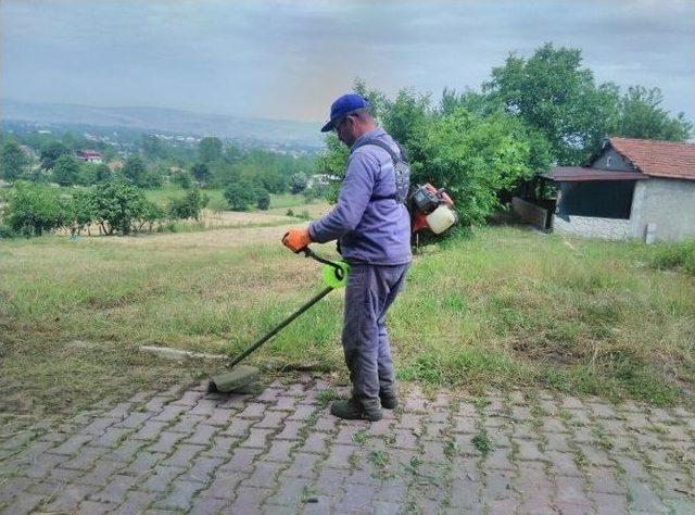 Kartepe&rsquo;de &Ccedil;evre D&uuml;zenleme &Ccedil;alışmaları S&uuml;r&uuml;yor 1