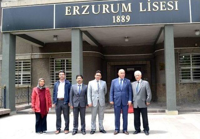 Ilıcalı’dan Erzurum Lisesi’ne Anlamlı Ziyaret