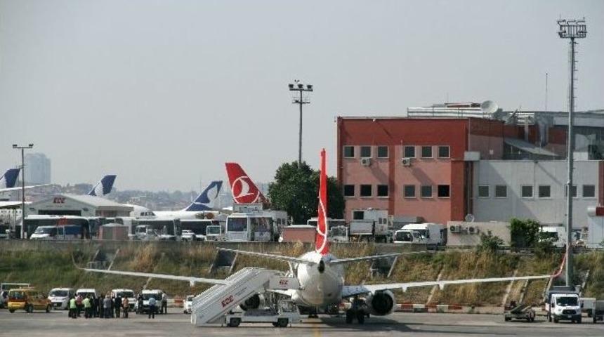 Thy U&ccedil;ağında Bulunan &lsquo;bomba&rsquo; Yazılı Not Paniğe Neden Oldu