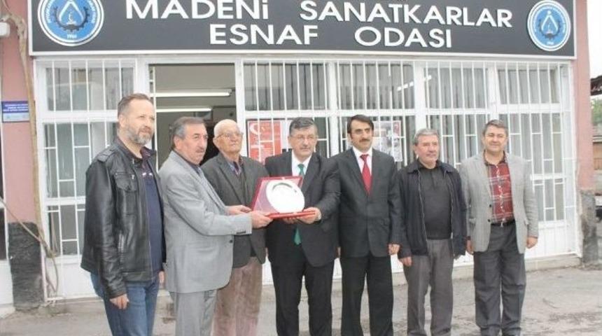Afyonkarahisar&rsquo;da Madeni Sanatkarlar Odası Yılın Ahisisini Se&ccedil;ti