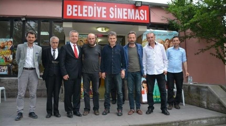 Oflu Hoca&rsquo;ya &Ccedil;aycuma&rsquo;da B&uuml;y&uuml;k İlgi