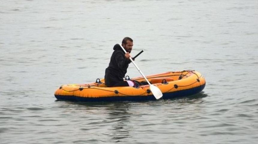 Denize Atlayan Kadını Polis Kurtardı