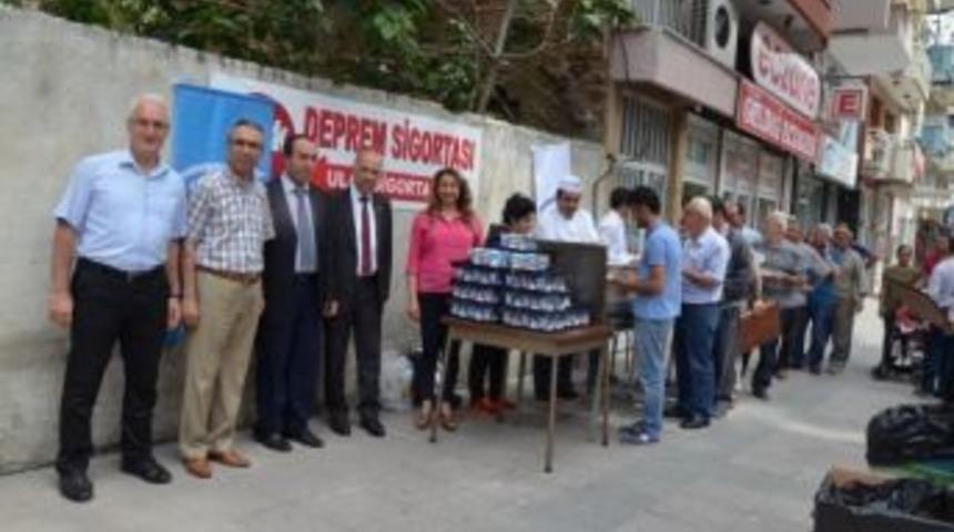 Sgk&rsquo;dan Vatandaşa Tavuklu-pilav İkramı