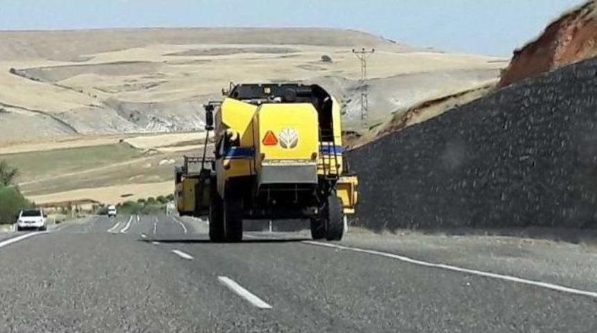 Bi&ccedil;er D&ouml;verler Trafik Akışını Engelliyor