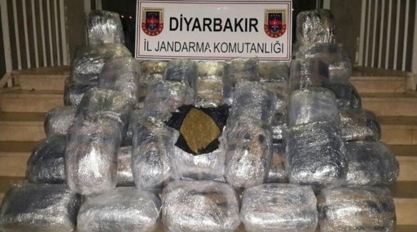 Diyarbakır&rsquo;da 175 Kilo Esrar Ele Ge&ccedil;irildi