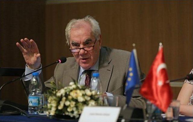 Avrupalı Parlamenterden T&uuml;rkiye&rsquo;ye Destek 2