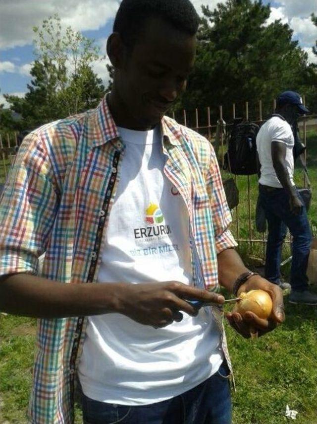 Afrikalı Öğrenciler Piknik Yaptı 1