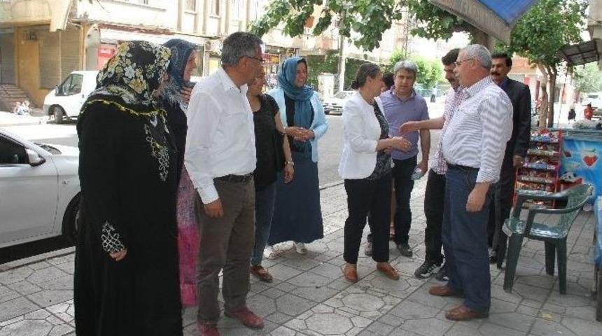 Bağlar Belediye Başkanları Esnafı Ziyaret Etti