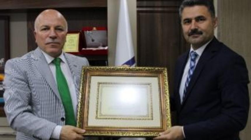 Bakan Avcı&rsquo;dan Başkan Sekmen&rsquo;e Eğitim Teşekk&uuml;r&uuml;