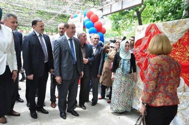 Somalı Stk&rsquo;lar Kermeste Buluştu 2