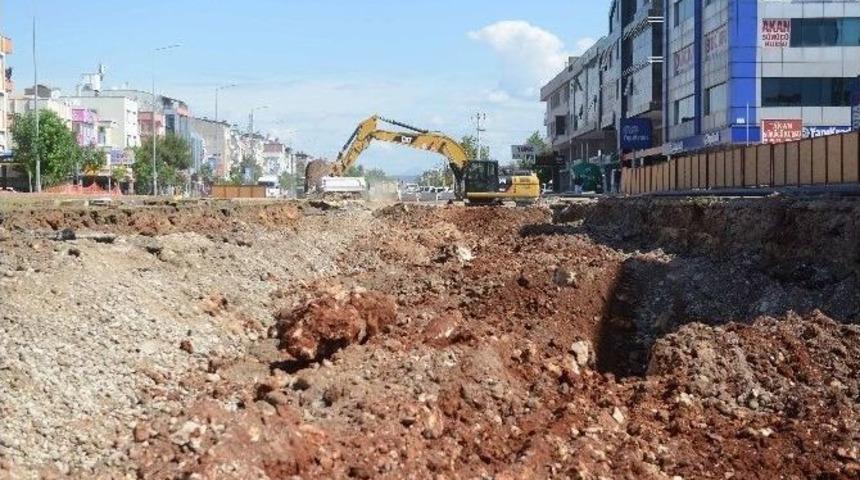 D&uuml;den T&uuml;nel Ge&ccedil;işli Kavşak &Ccedil;alışmaları Başladı