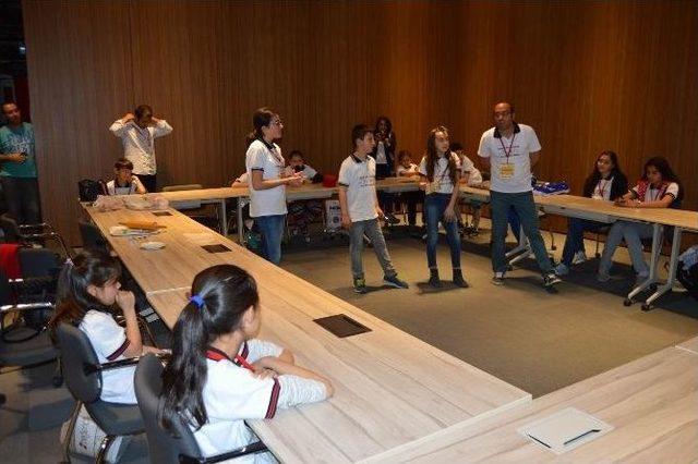 (özel Haber) Türkiye’nin İlk Çocuk Üniversitesi Kayseri’de Eğitime Başladı