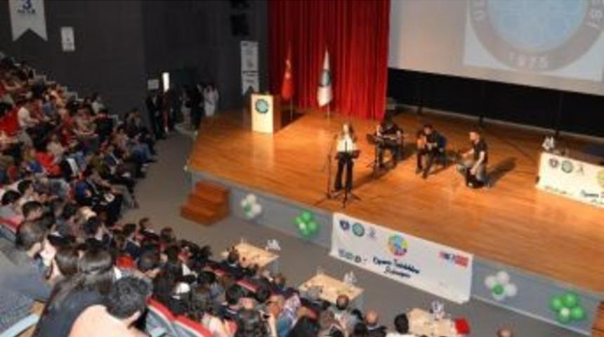 &Uuml;niversite &Ouml;ğrenci Toplulukları U&uuml;&rsquo;de Buluştu
