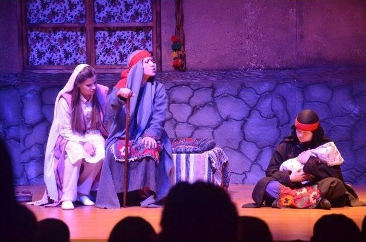 Bozüyük Belediyesi Tiyatro Grubu “töre” Oyunu İle İkinci Kez Seyirci Karşısına Çıktı G1