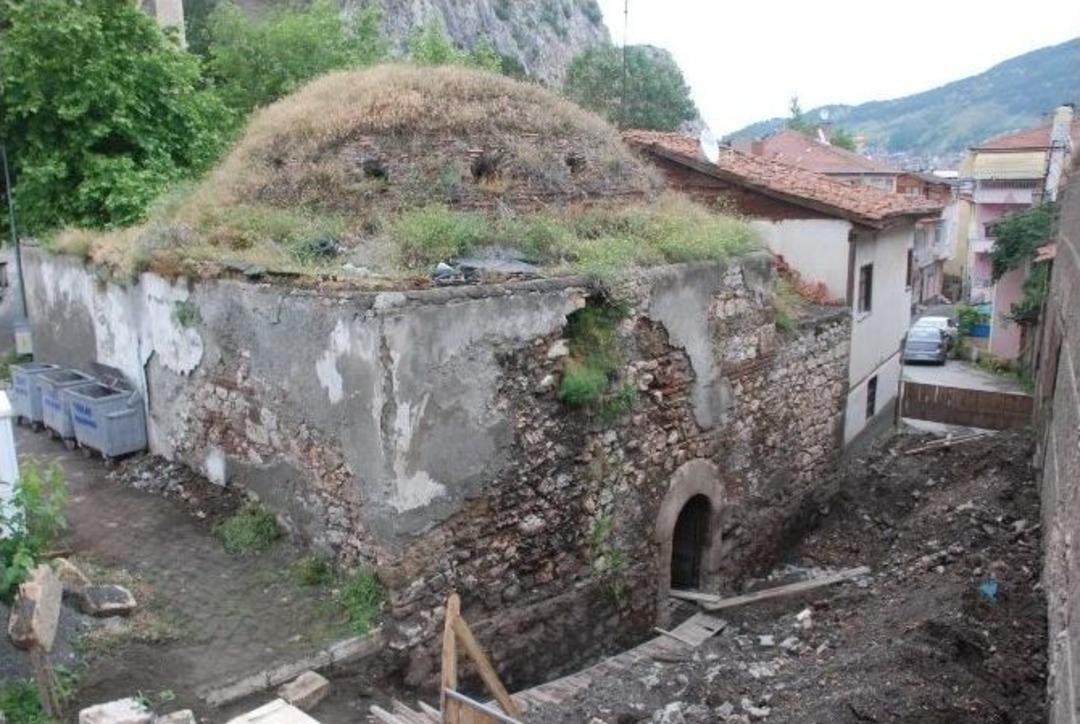 "sık Dişini Helası" Restore Ediliyor