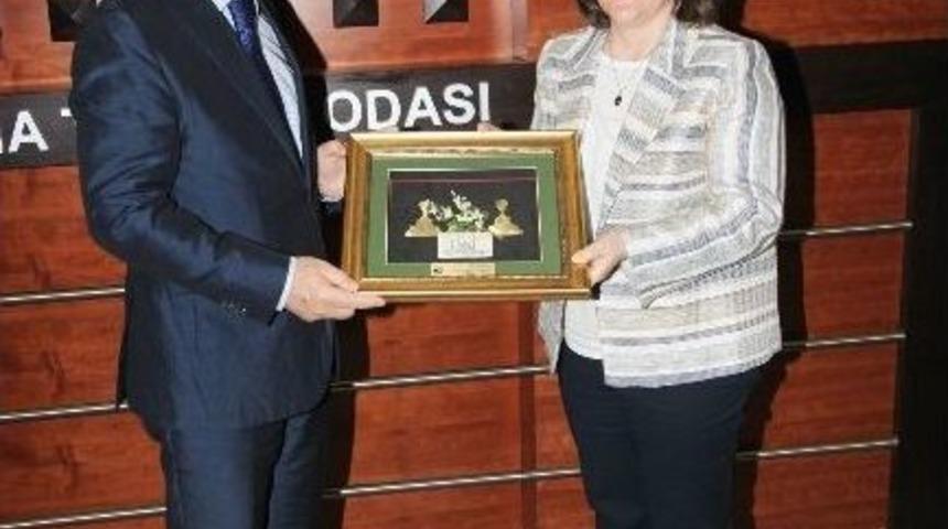 Menevşe: "avrupa Birliği &Uuml;yeliği Adana Ekonomisini U&ccedil;urur"