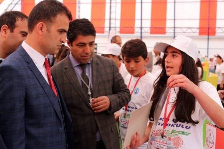 Ağrı’da Tübitak 4006 Bilim Fuarı Açıldı G3