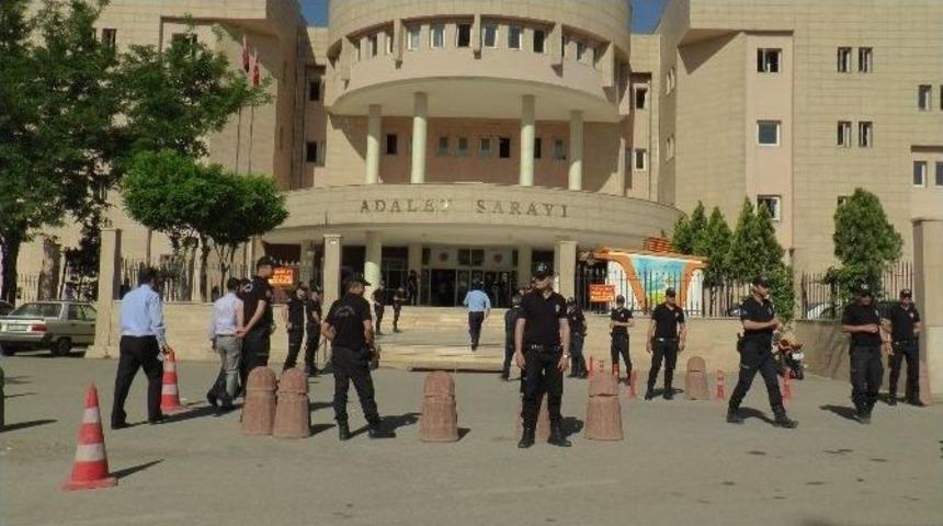 (&ouml;zel Haber) 4 Polisi Şehit Eden Ter&ouml;ristlerin Yargılanmasına Başlandı