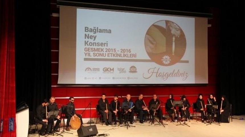 H&uuml;nerli Kursiyerlerden M&uuml;zik Ziyafeti