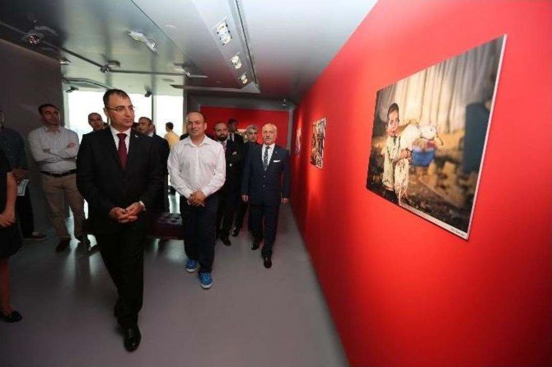 &rsquo;&ccedil;evre Ve &Ccedil;ocuk&rsquo; Fotoğraf Yarışmasında Dereceye Girenlere &Ouml;d&uuml;l