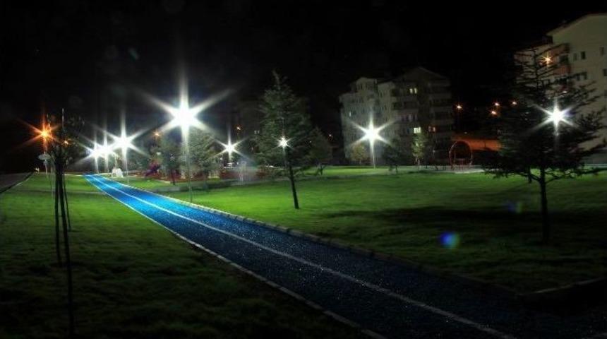 İncesu Belediyesi İl&ccedil;eyi Led Işıklarla Aydınlatıyor