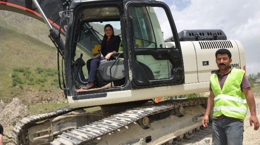 Hakkari&rsquo;de Altyapı &Ccedil;alışmaları