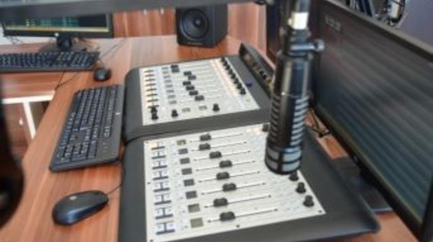 Ady&uuml; Fm Test Yayınına Başladı