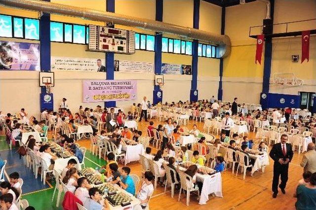 Genç Satranççılar Balçova’da Buluştu