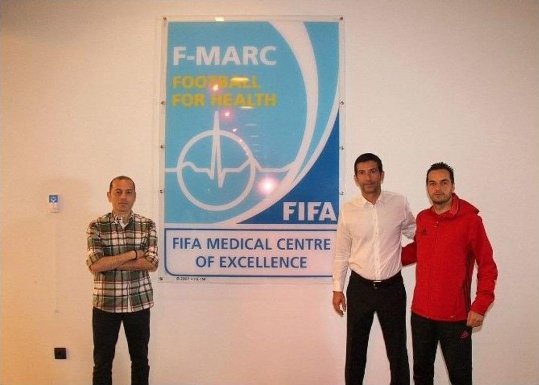 C&uuml;neyt &Ccedil;akır Ve Ekibi Euro 2016 &Ouml;ncesi Sağlık Kontrol&uuml;nden Ge&ccedil;ti