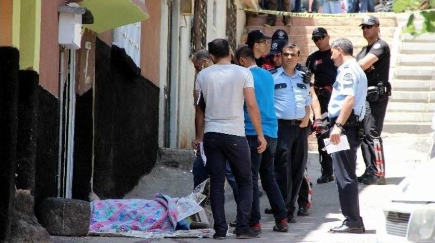 Gaziantep&rsquo;te &Uuml;vey Kardeş Cinayeti