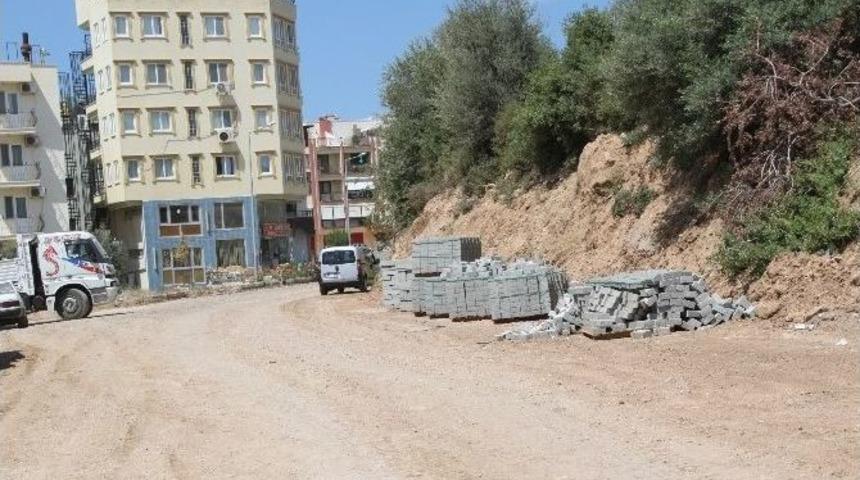 Didim&rsquo;de Atıl Durumdaki Oteller B&ouml;lgesinde Sokaklar Yenileniyor