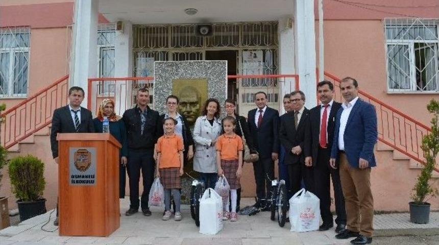 Bilecik&rsquo;e T&uuml;rkiye Genelindeki Resim Yarışmasından İki &Ouml;d&uuml;l