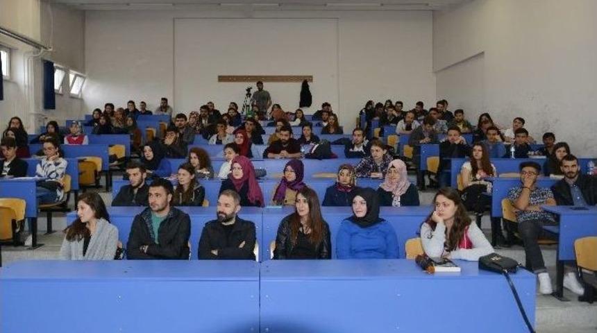 B&uuml;&rsquo;de Tarih Konferansı