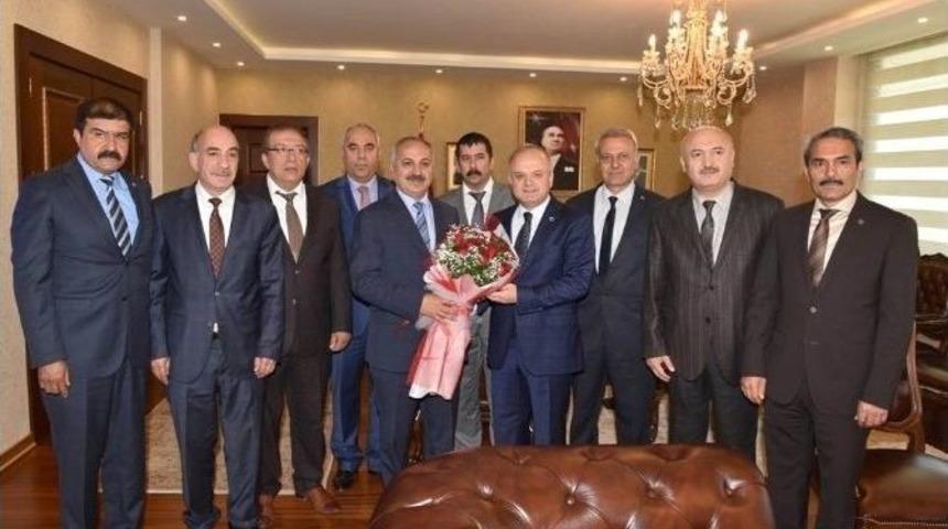 Vali &Ccedil;akacak &rsquo;ahilik Haftası&rsquo; Kapsamında Esob Y&ouml;netimi Kabut Etti