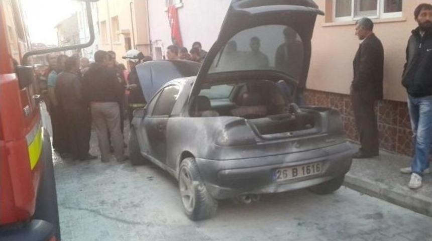 Seyir Halindeki Otomobil Yandı