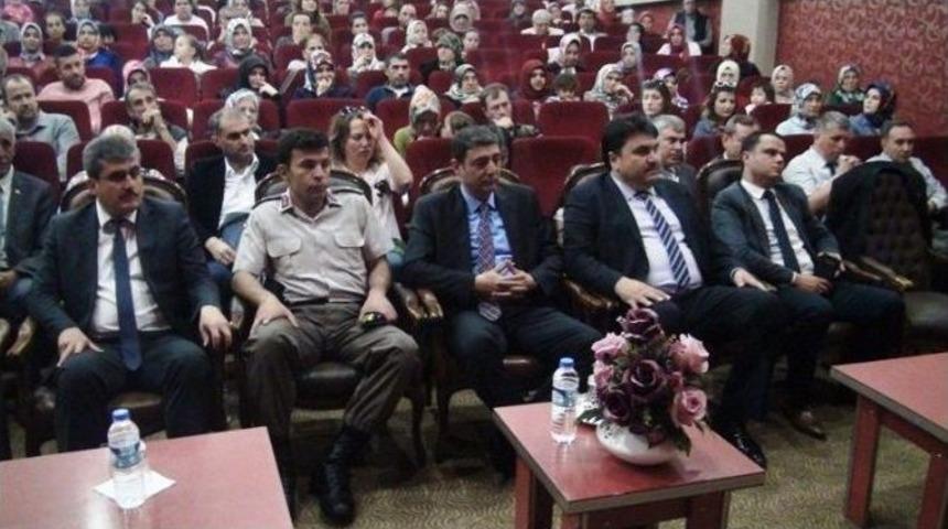 Eğitim Şenliği Yapıldı
